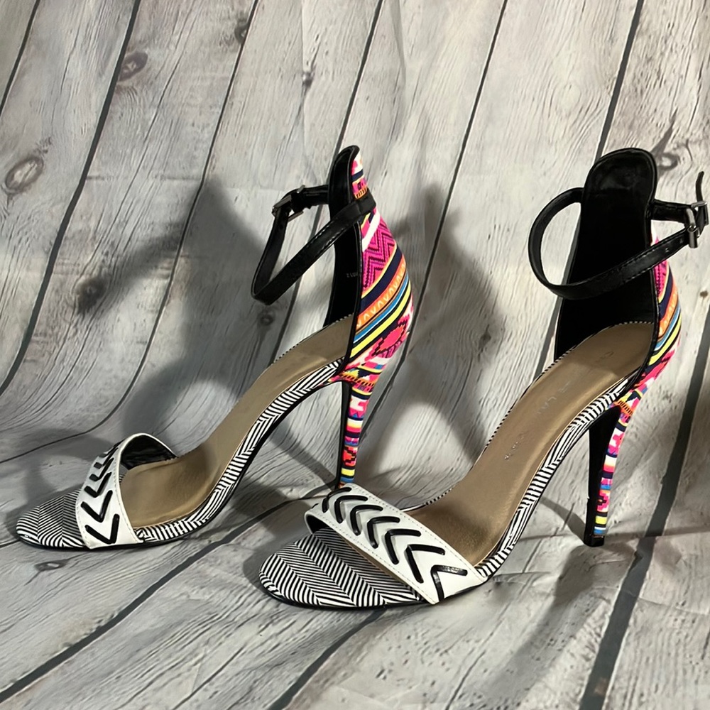 Chinese Laundry 8.5 Heels